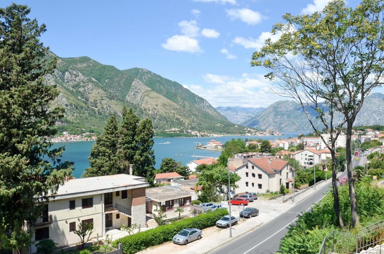 Bay View Apartments Kotor Buitenkant foto