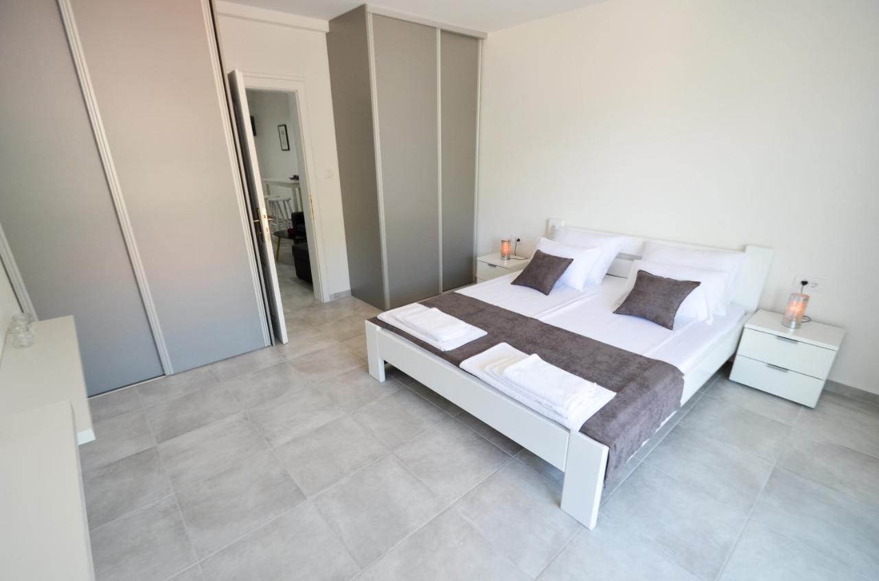 Bay View Apartments Kotor Buitenkant foto