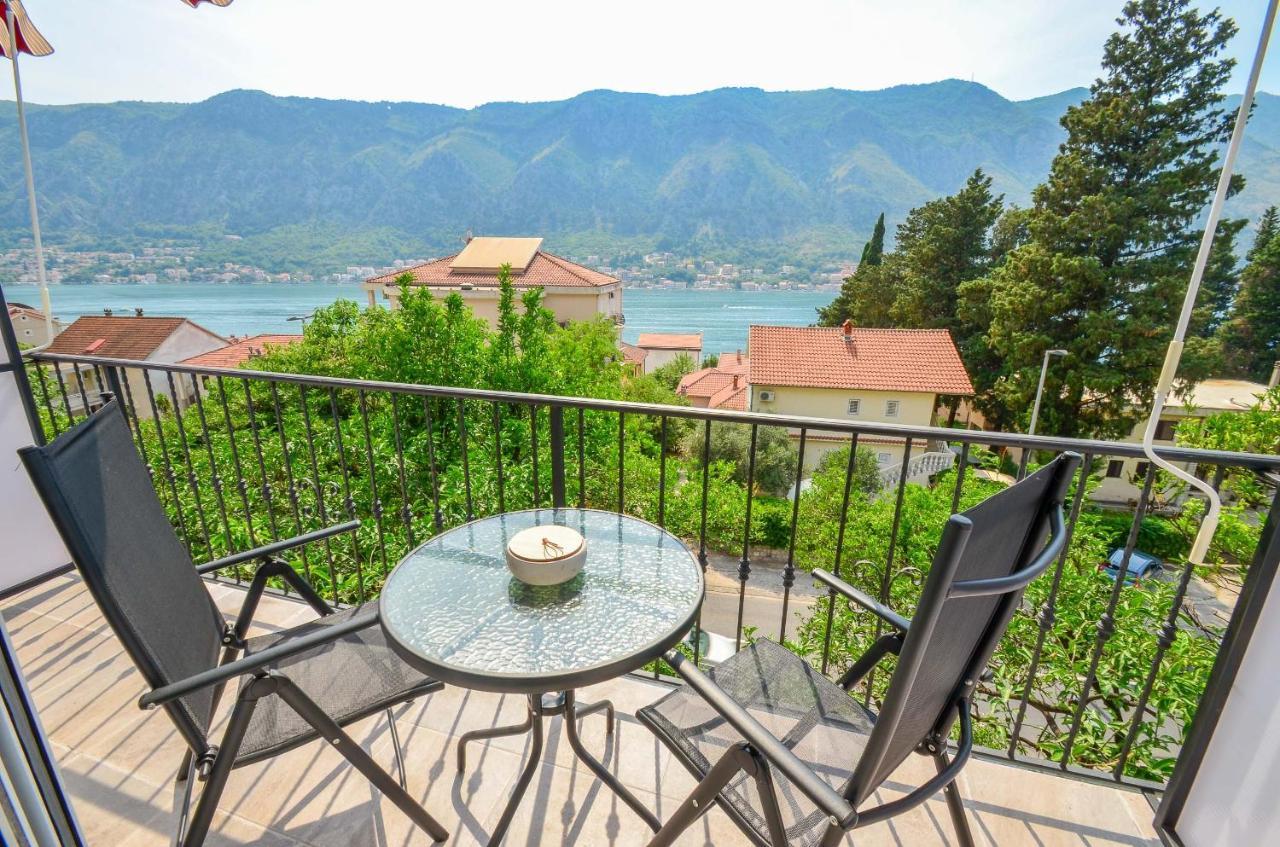 Bay View Apartments Kotor Buitenkant foto