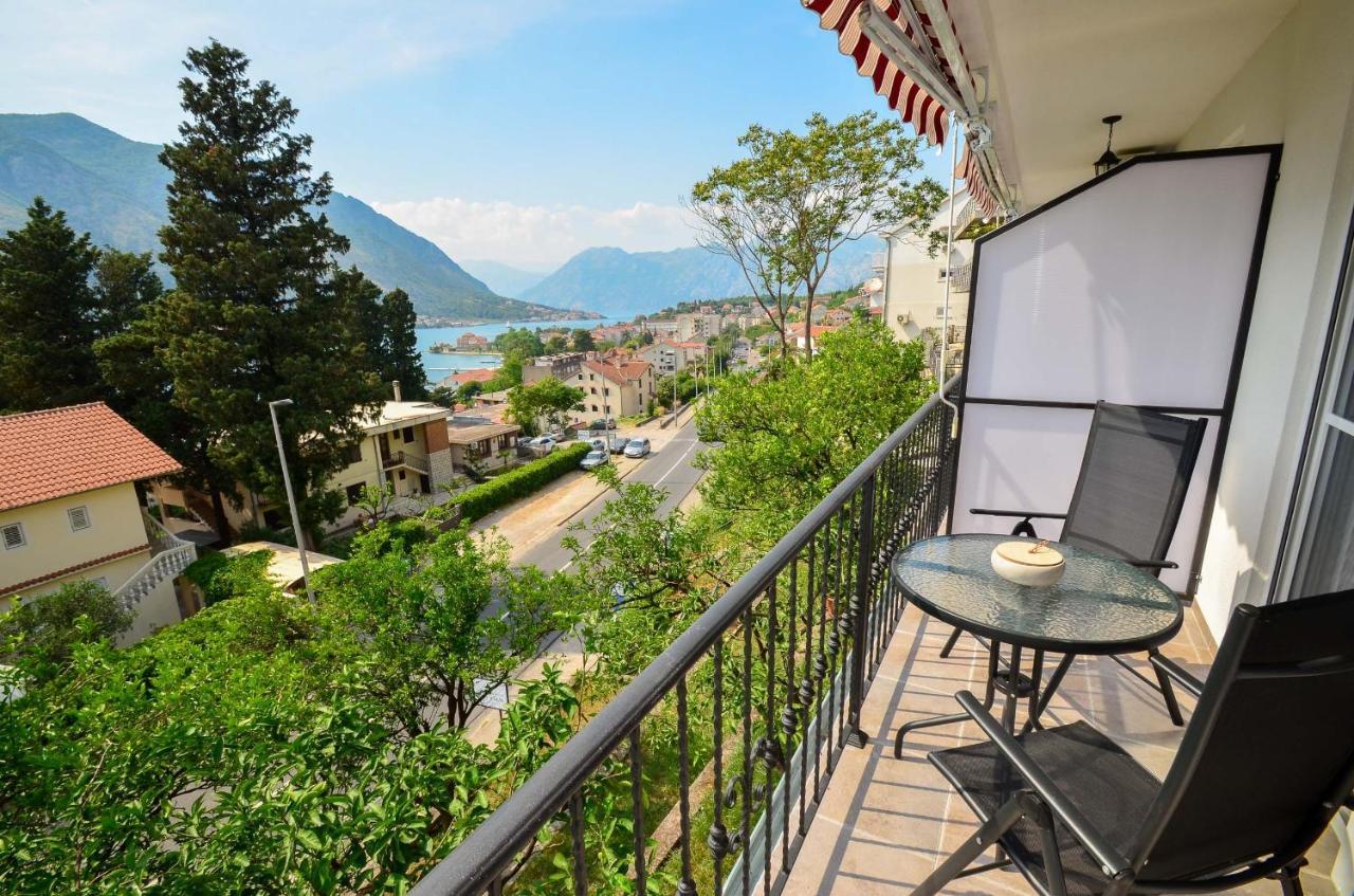 Bay View Apartments Kotor Buitenkant foto