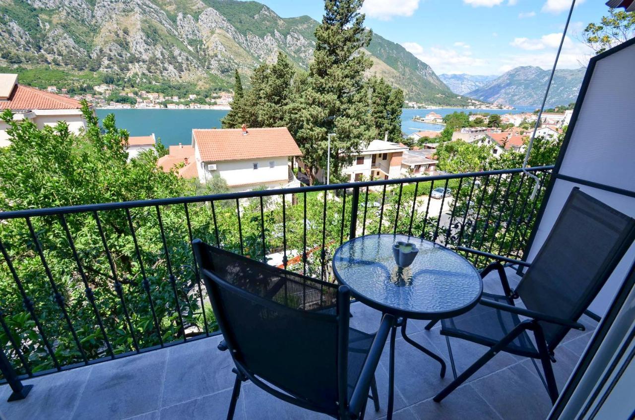 Bay View Apartments Kotor Buitenkant foto