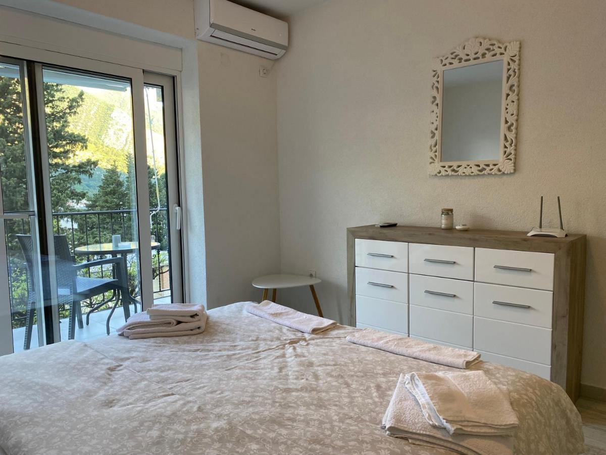 Bay View Apartments Kotor Buitenkant foto